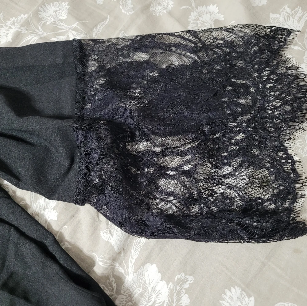 🎉HP🎉 Robe. Light weight. Black. 5X. Shein - Picture 4 of 4